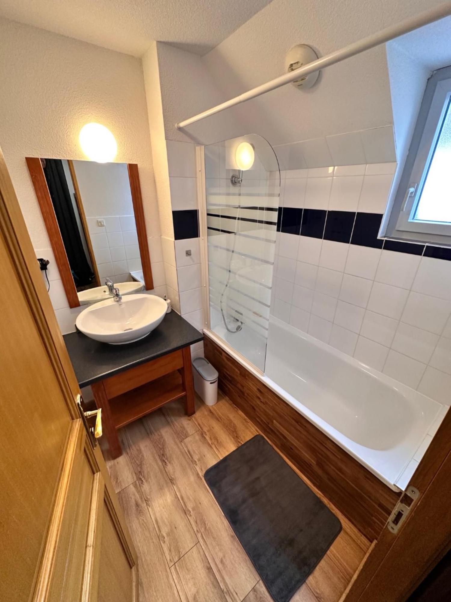 Grand Appartement Peyra'Good Tout Equipe Linge De Lit Et De Toilette Inclus - 8 Couchages - Station Peyragudes - Vue Montagne - 2 Balcons-Terrasses Germ Exteriér fotografie